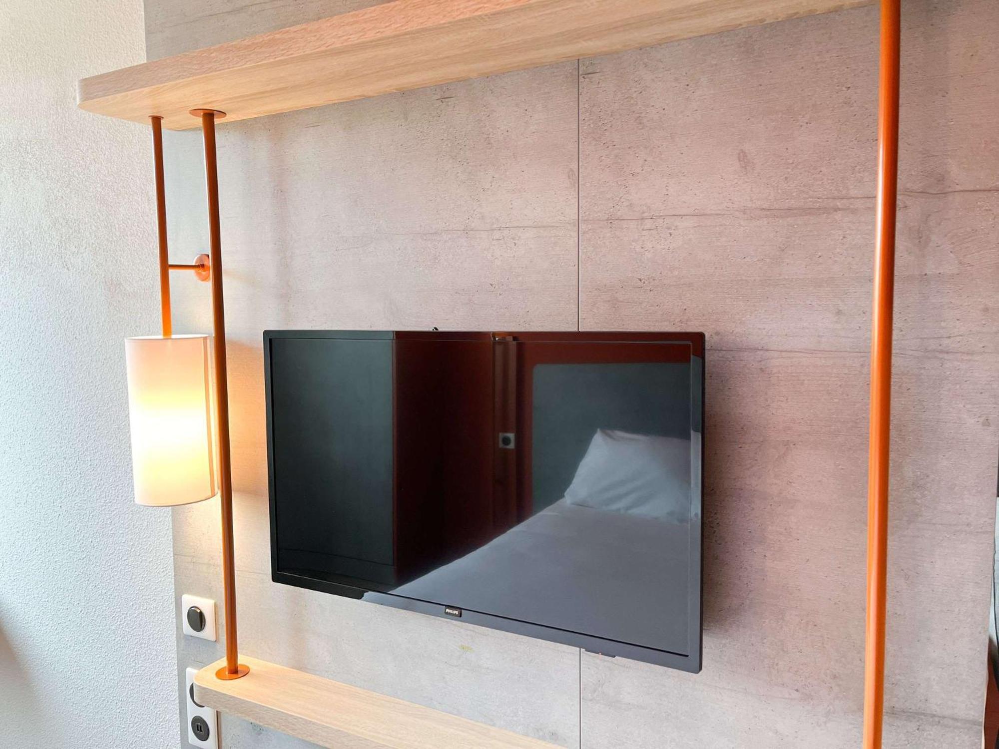 Ibis Budget Saint Christol Les Ales Zewnętrze zdjęcie